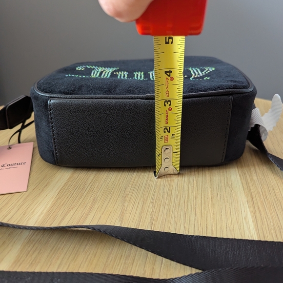 NWT Juicy Couture Black Velvet/Velour Liquorice Obsession Crossbody/Shoulder Bag - Picture 4 of 16